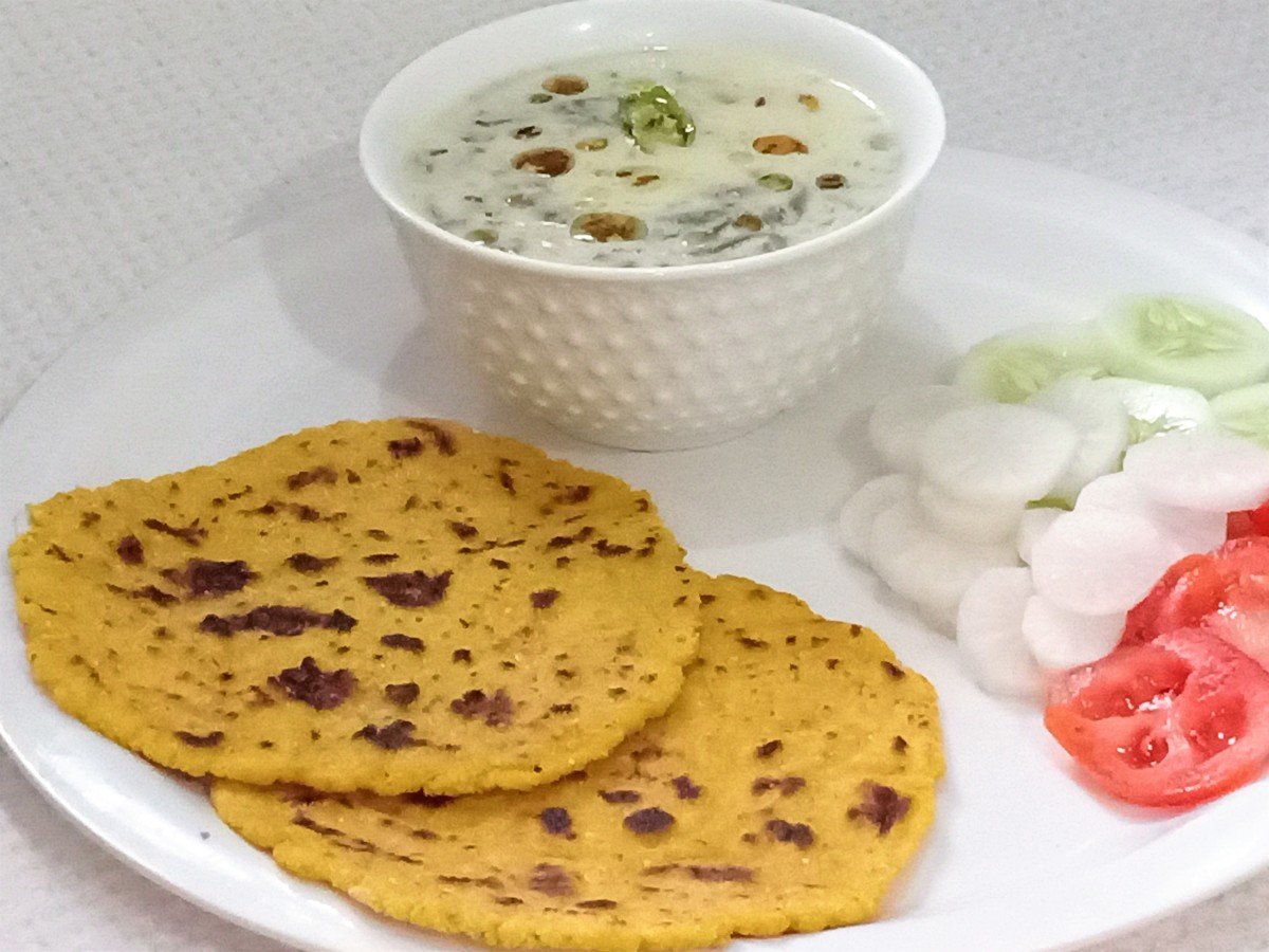 Saag Te Makki Di Roti + Raddish Salad